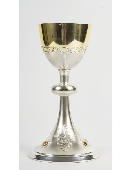 A Chalice and its Paten.