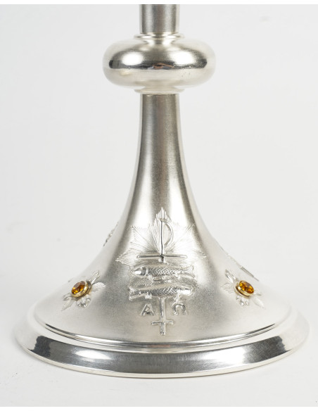 A Chalice and its Paten.